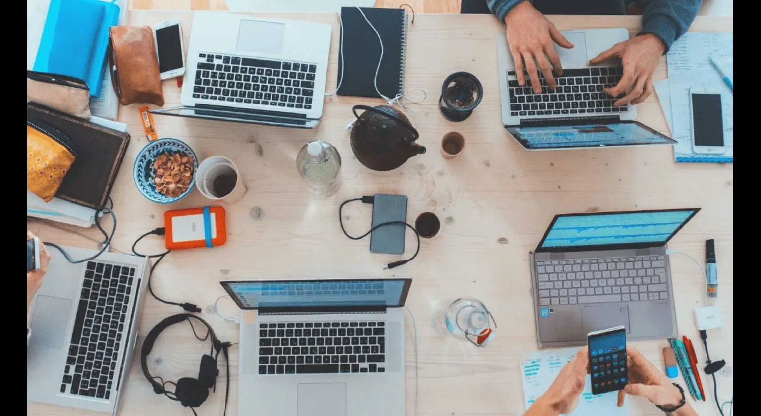 Streamline Day-to-Day Processes: 5 Tech Solutions for Small Businesses image